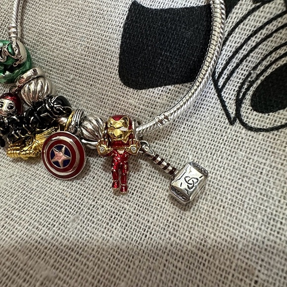 Pandora Bracelet Pendant - Picture 4 of 7